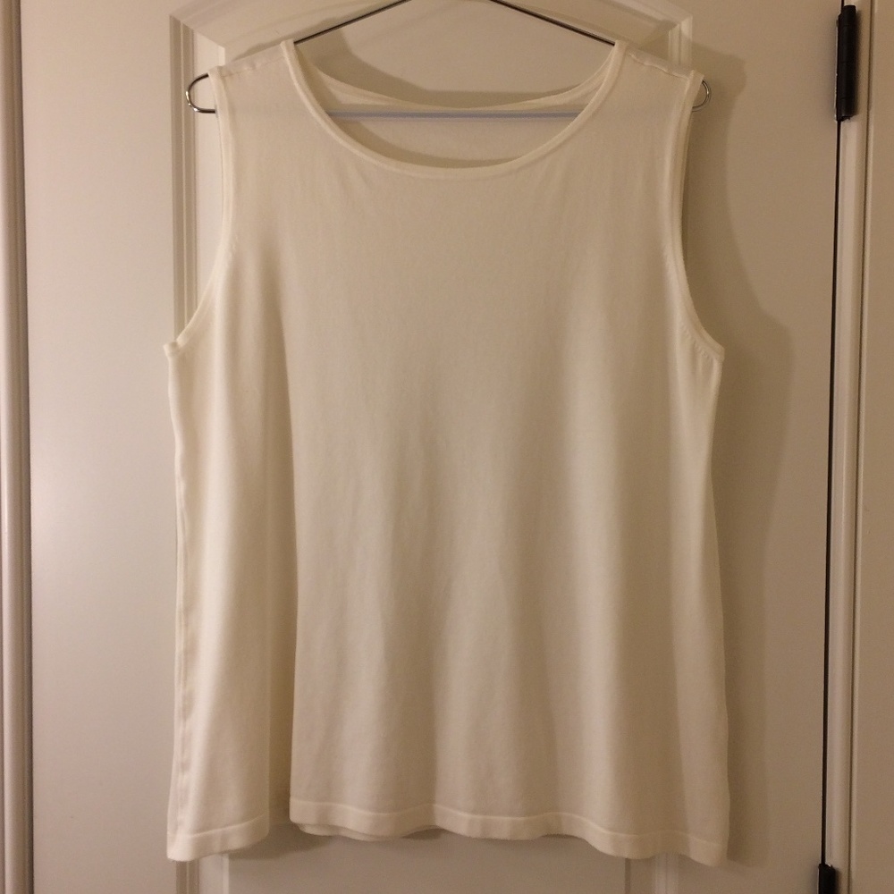 Sleeveless white cotton sweater